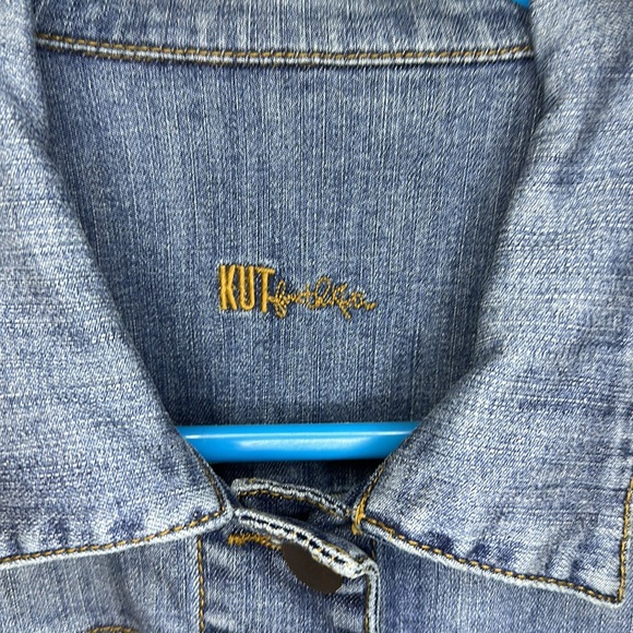 Kut from the Kloth Amelia dark wash denim jacket S - Picture 4 of 11